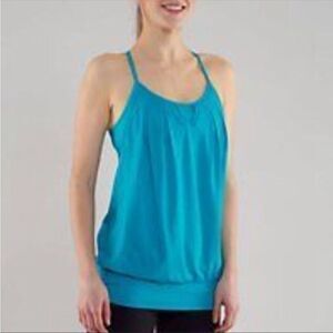 LULULEMON | Turquoise Layered Sports Bra Tank Top Fitted Bottom Women’s Size 8